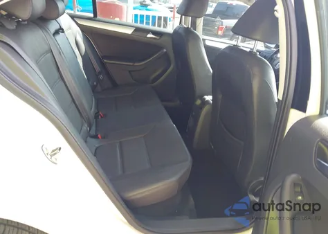 2011 Volkswagen Jetta 2.0L Tdi from USA, damaged, VIN 3VW3L7AJ8BM111140